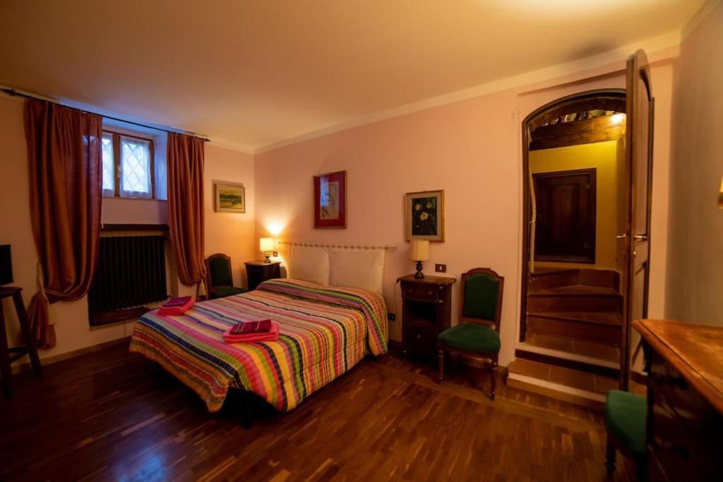Casa Lazzaro Al Centro Di Siena Villa Luaran gambar