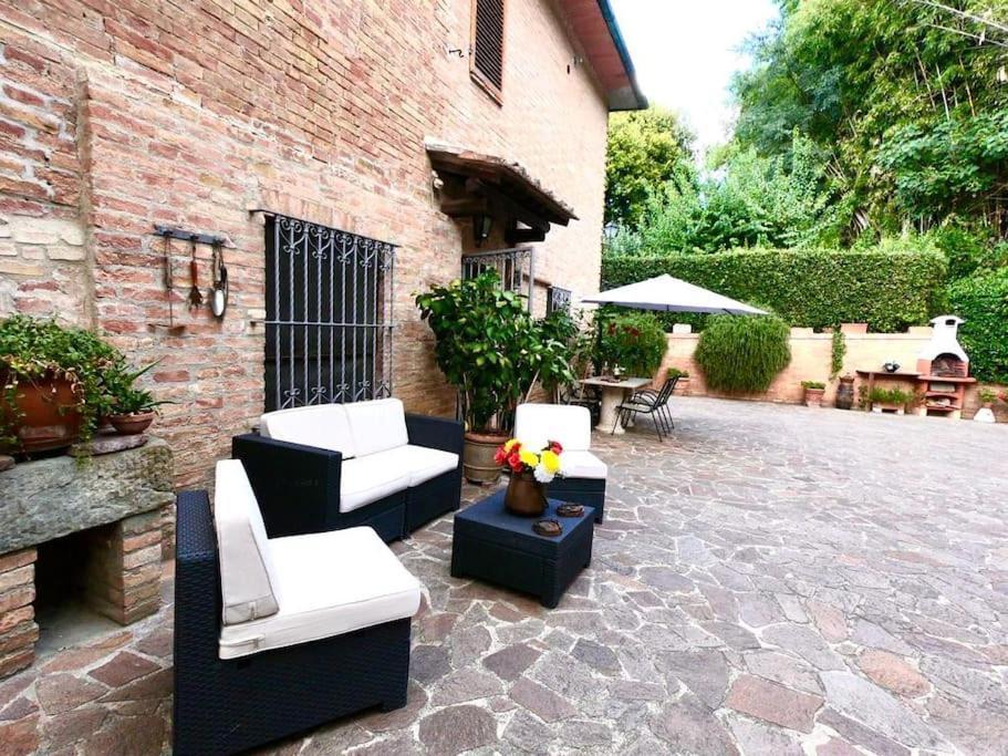 Casa Lazzaro Al Centro Di Siena Villa Luaran gambar